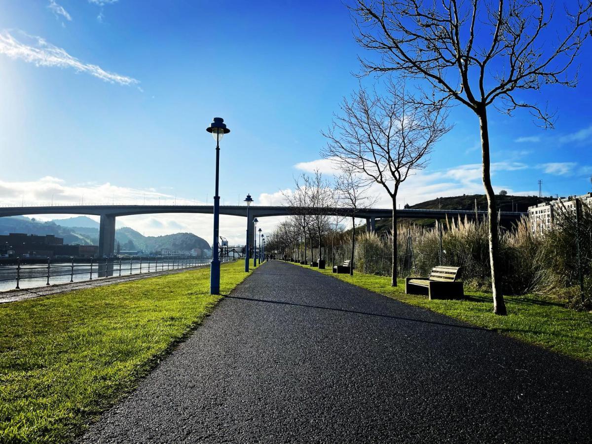 Gran Bilbao XI With Parking By Aston Rentals Μπαρακάλντο Εξωτερικό φωτογραφία